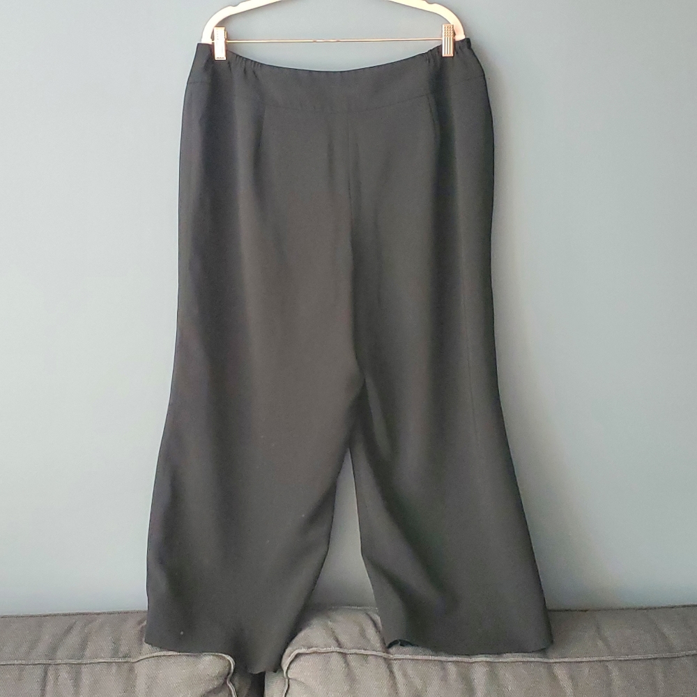 JONES NEW YORK High Waisted, Wide Leg Lined  Cropped Culottes